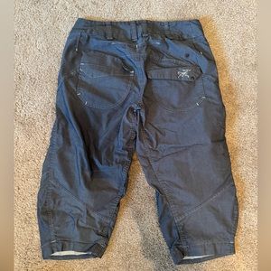 Arc’teryx bike commuter long shorts